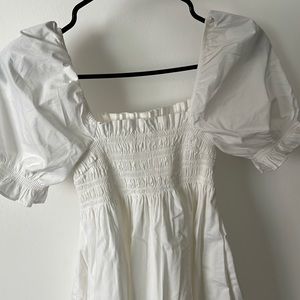 Smocked Babydoll Mini Dress
SKU: 651272579
Color: WHITE
Size: WHITE XS